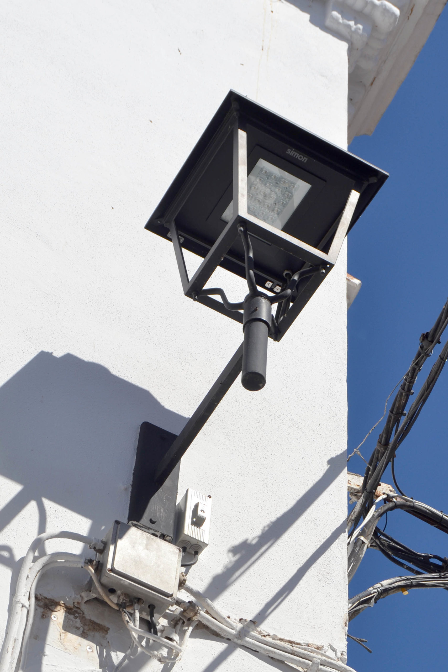 Culminan en Posadas y Hornachuelos las obras cofinanciadas por el Feder y la Diputación para la instalación de luminarias led